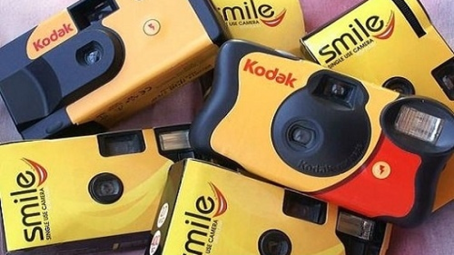 how many pics can a disposable camera take?